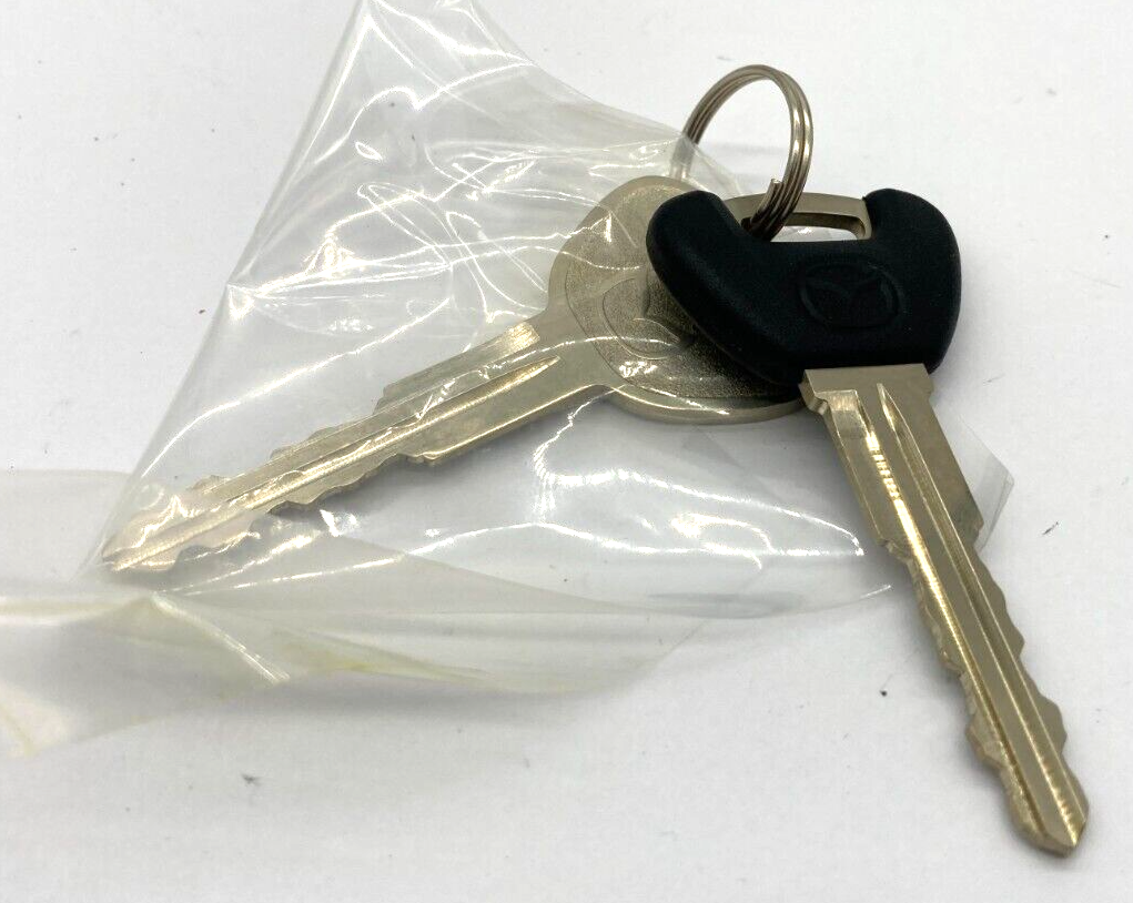 MAZDA RX-7 FD3S Door Key Barrel w/ x2 Keys (GENUINE - OEM)